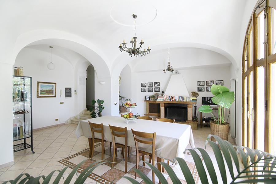 Colle Dell'Ara Bed & Breakfast Positano Exterior photo